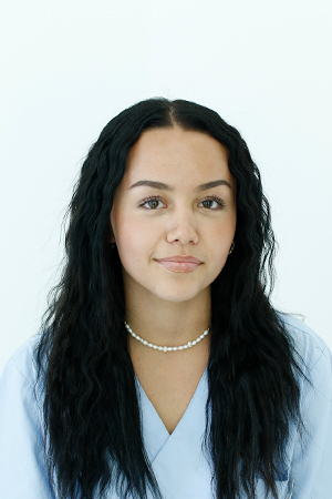 Dalya - Auszubildende zur zahnmedizinischen Fachangestellte